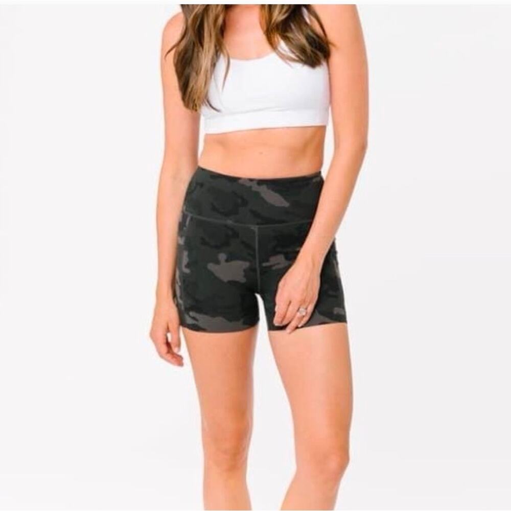 Ziya Camo Luxe Shorts Womens XS Athletic Pockets Gym